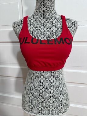 Lululemon Energy Bra *20Y Collection Size 10 Dark Red Graphic $68